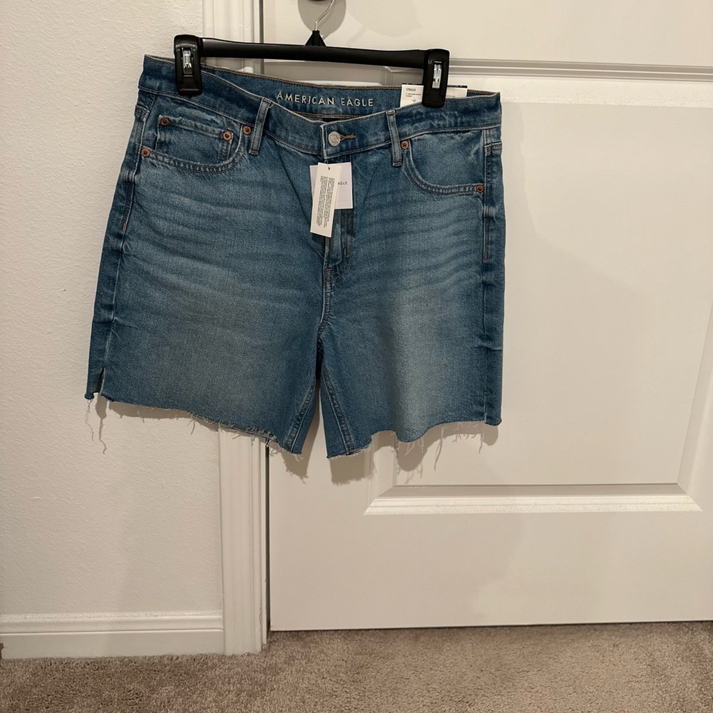 AE Strigid Super High Rise Relaxed 6” Shorts